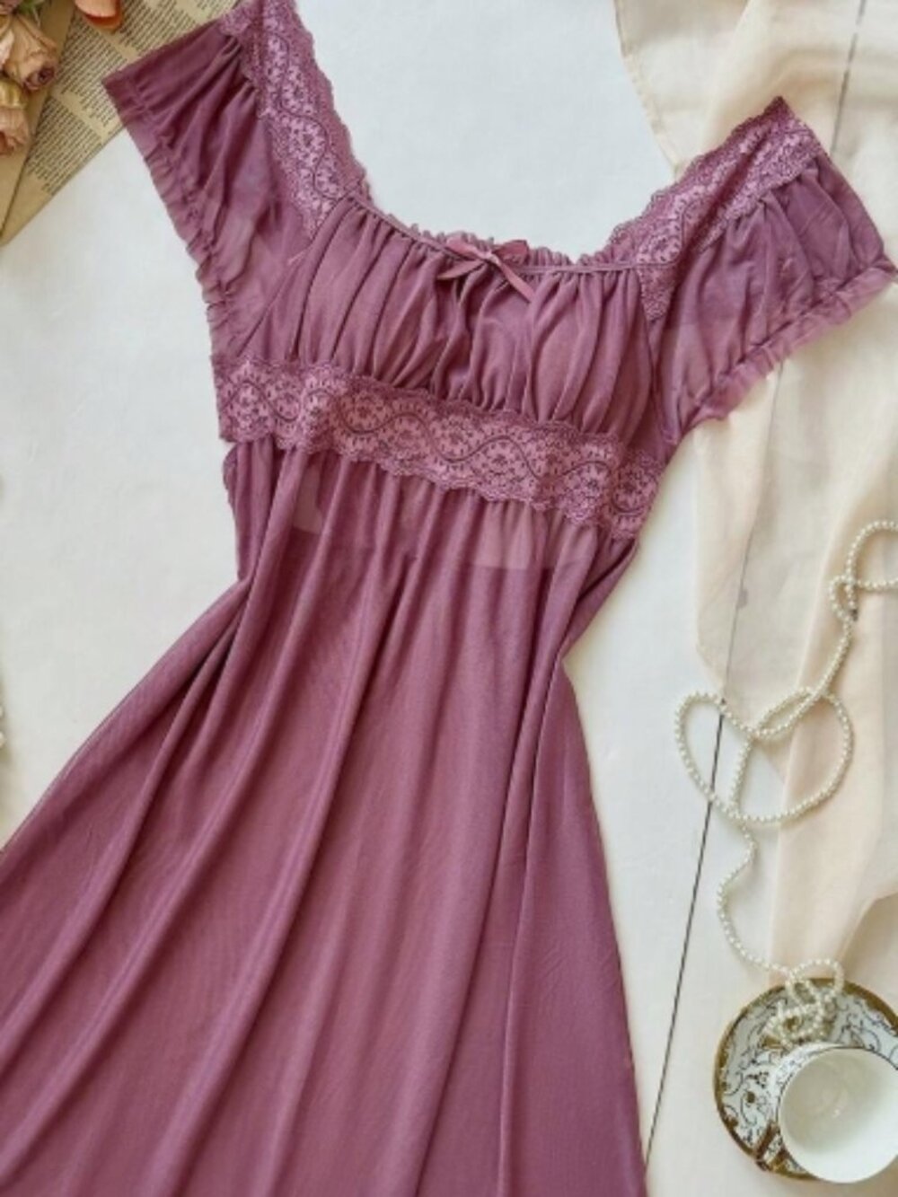 Plus sz cottagecore, romantasy night rail